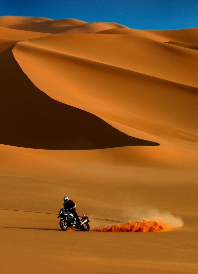 Moto nelle dune